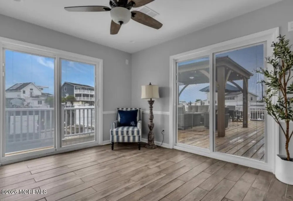 129 Jeteemale Drive Manahawkin, NJ 08050