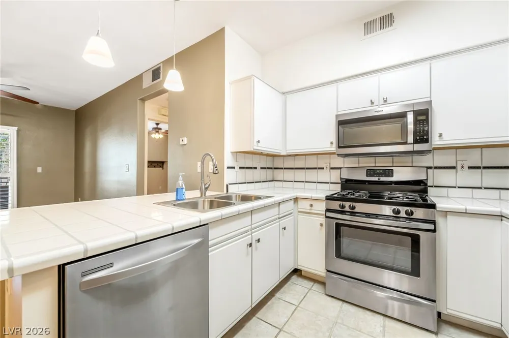 5751 E Hacienda Avenue #262 Las Vegas, NV 89122