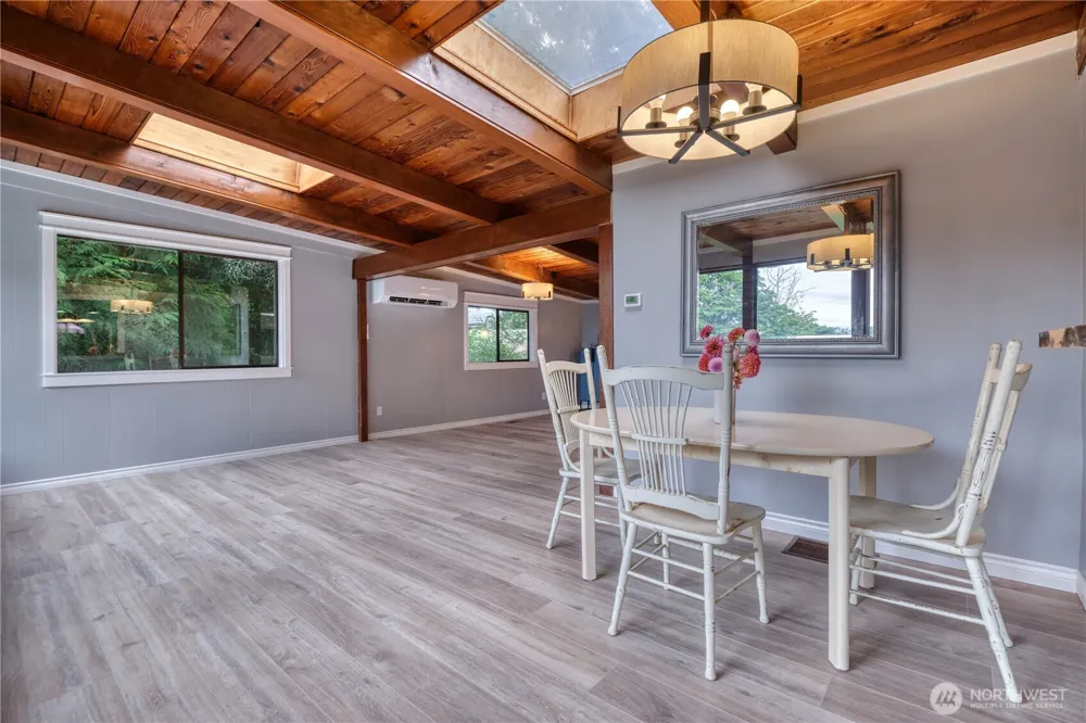 1788 Cliff Road Point Roberts, WA 98281