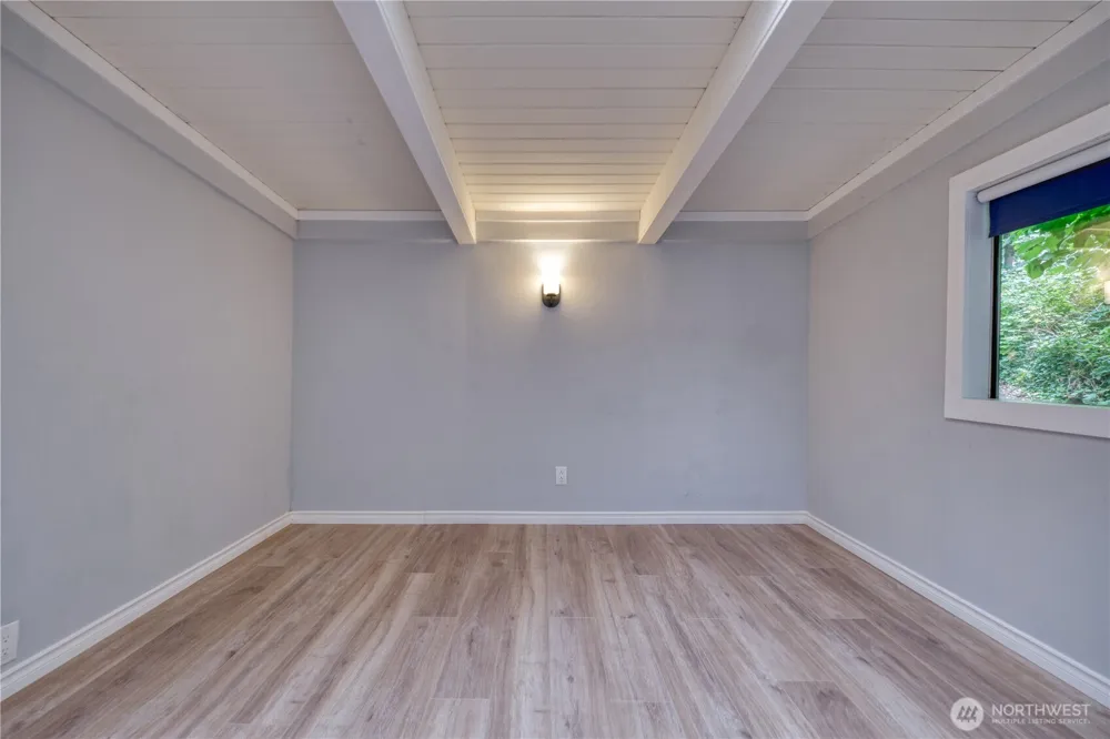 1788 Cliff Road Point Roberts, WA 98281
