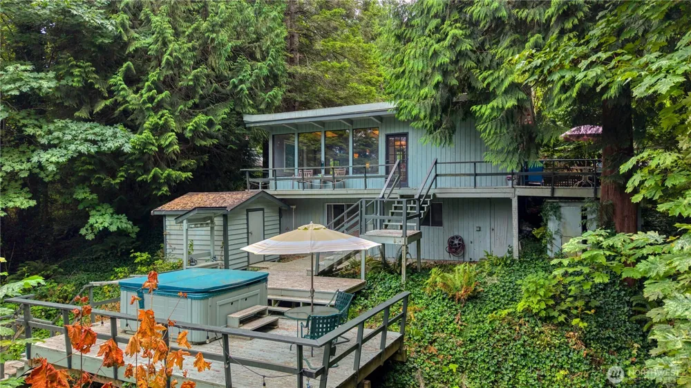1788 Cliff Road Point Roberts, WA 98281