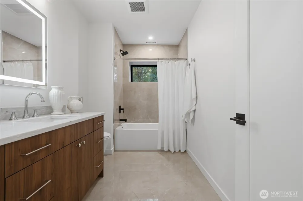 5505 78th Avenue NW Gig Harbor, WA 98335
