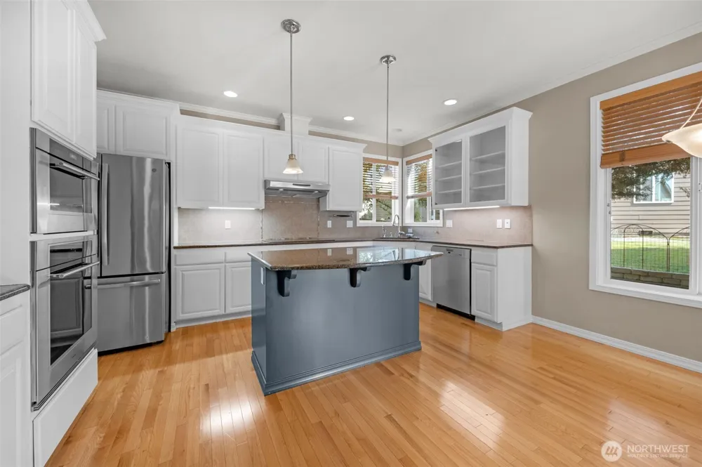 21321 37th Avenue SE Bothell, WA 98021