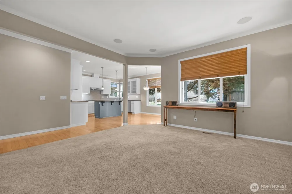 21321 37th Avenue SE Bothell, WA 98021