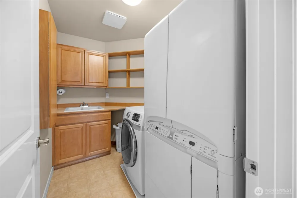 21321 37th Avenue SE Bothell, WA 98021