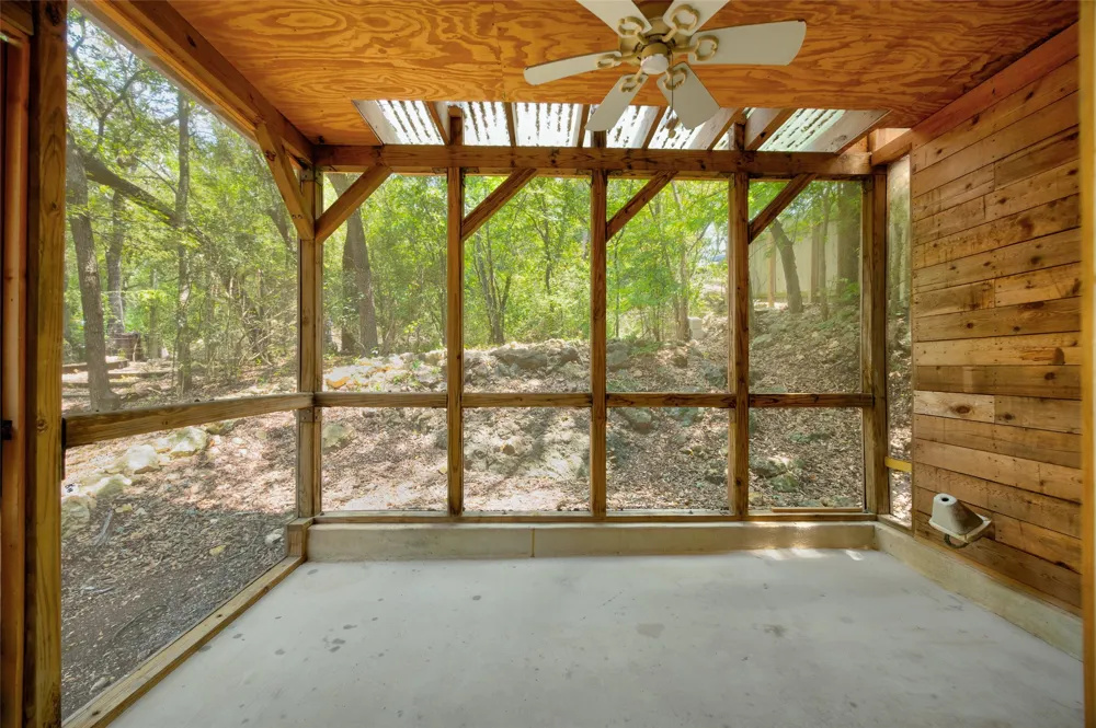 8200 Wavertree Court Austin, TX 78745