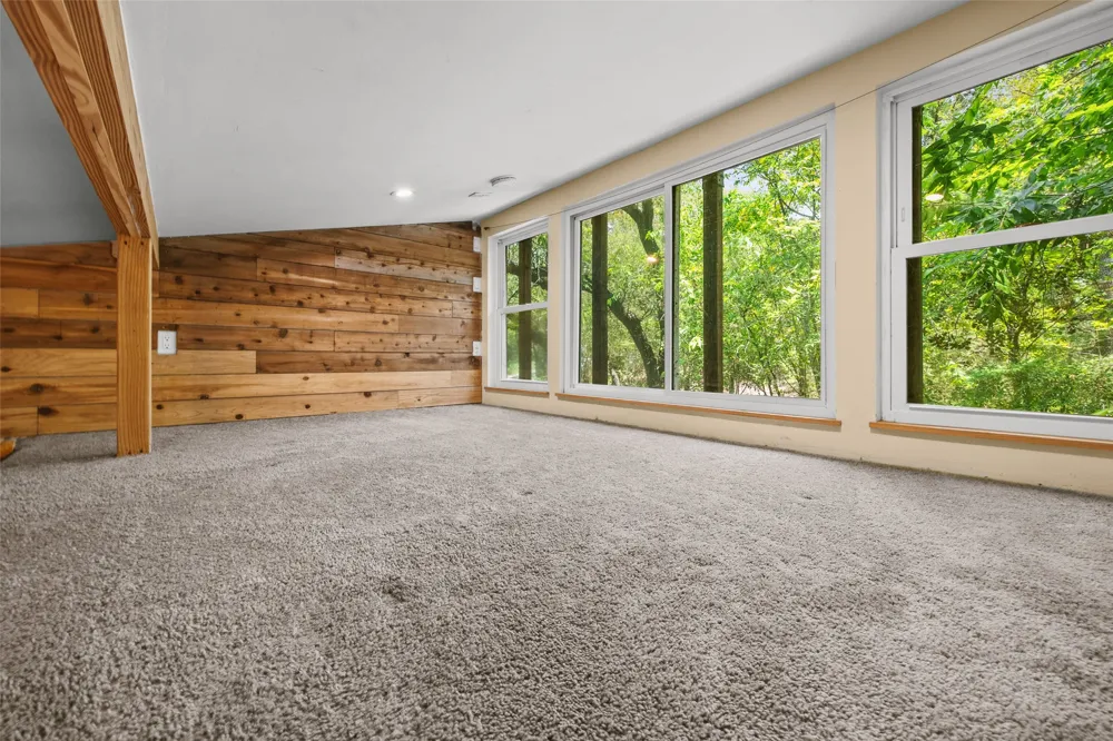 8200 Wavertree Court Austin, TX 78745