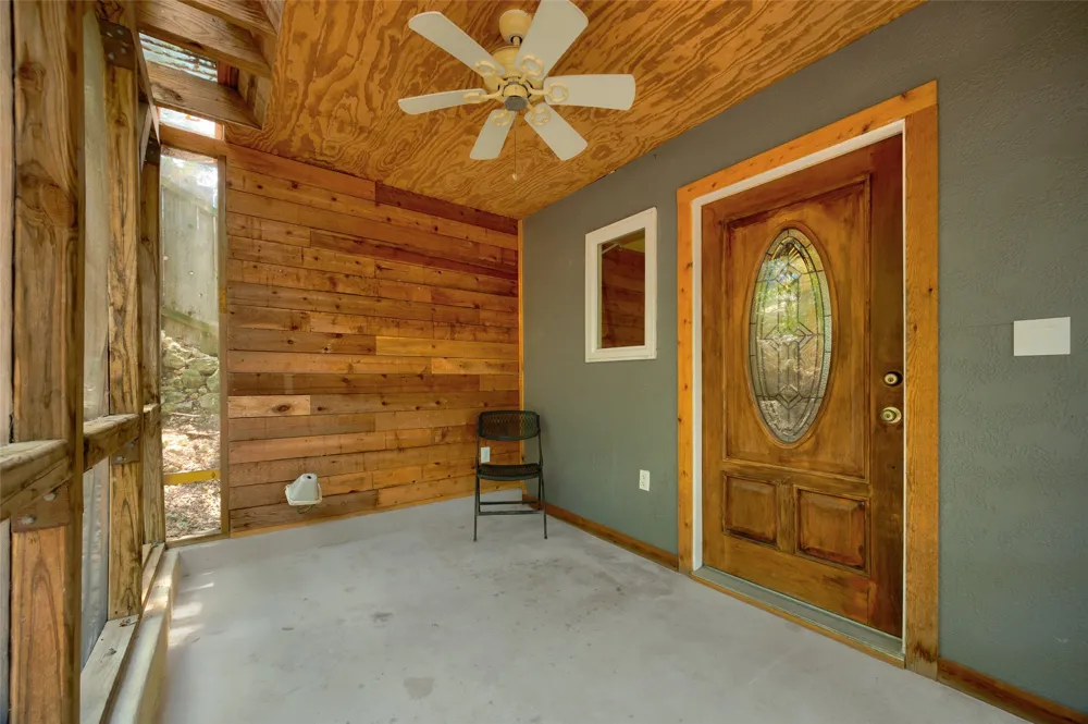 8200 Wavertree Court Austin, TX 78745