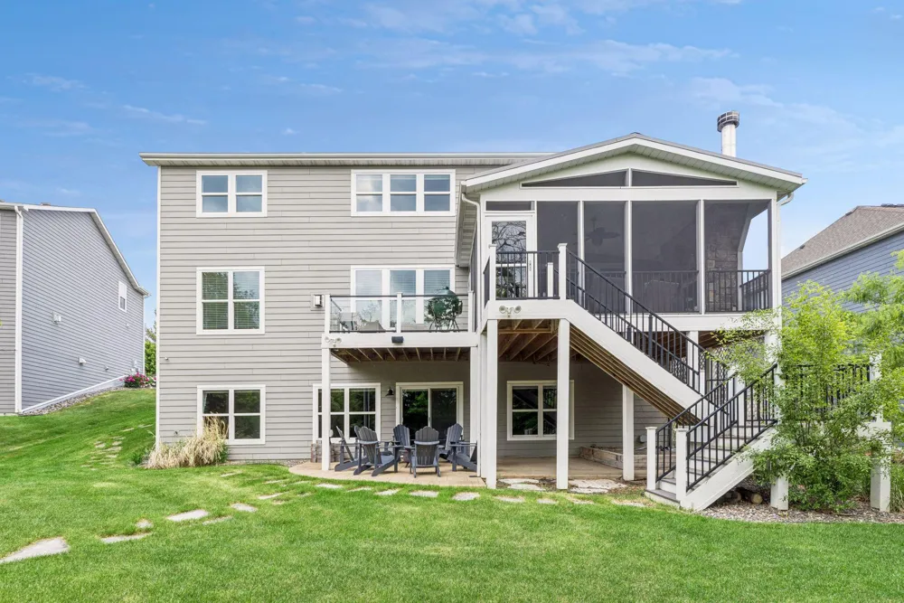 5545 Garland Lane Plymouth, MN 55446