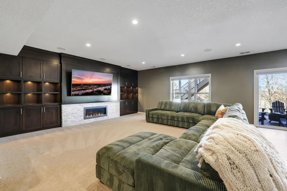 5545 Garland Lane Plymouth, MN 55446