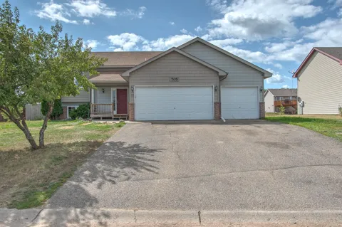 705 Bluebird Street