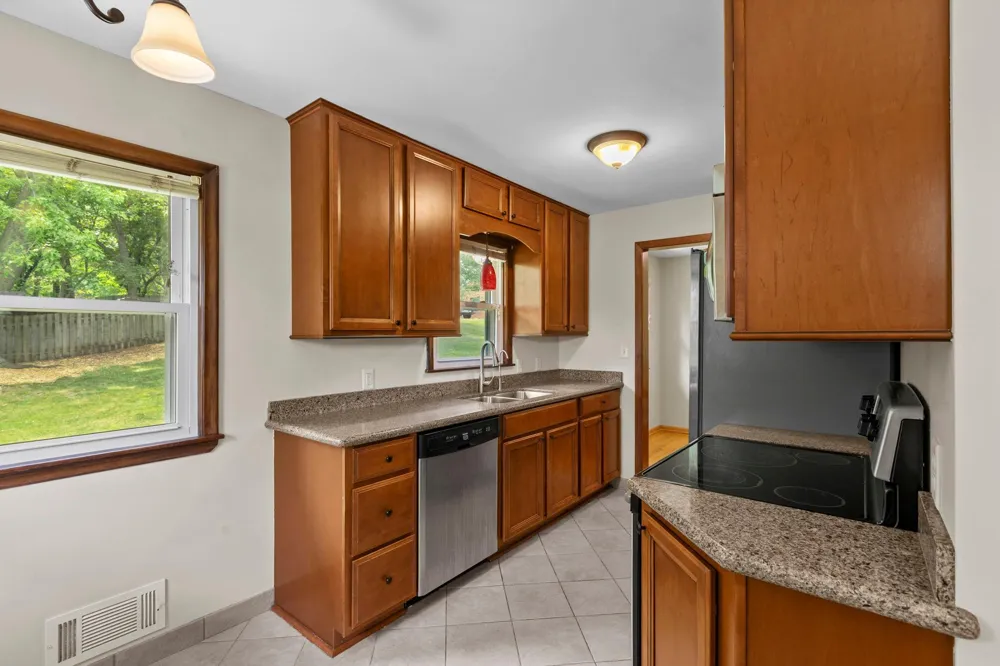 3255 Highway 55 Eagan, MN 55121