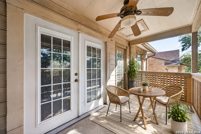 12446 STARCREST DR #402 San Antonio, TX 78216