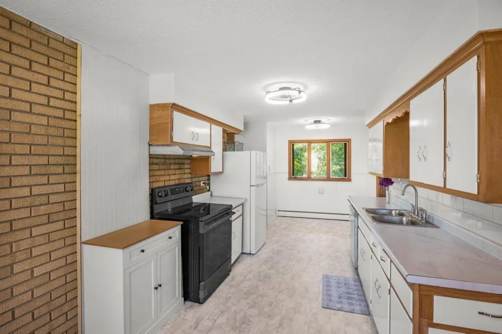 5345 Oxford Avenue Watertown, MN 55388