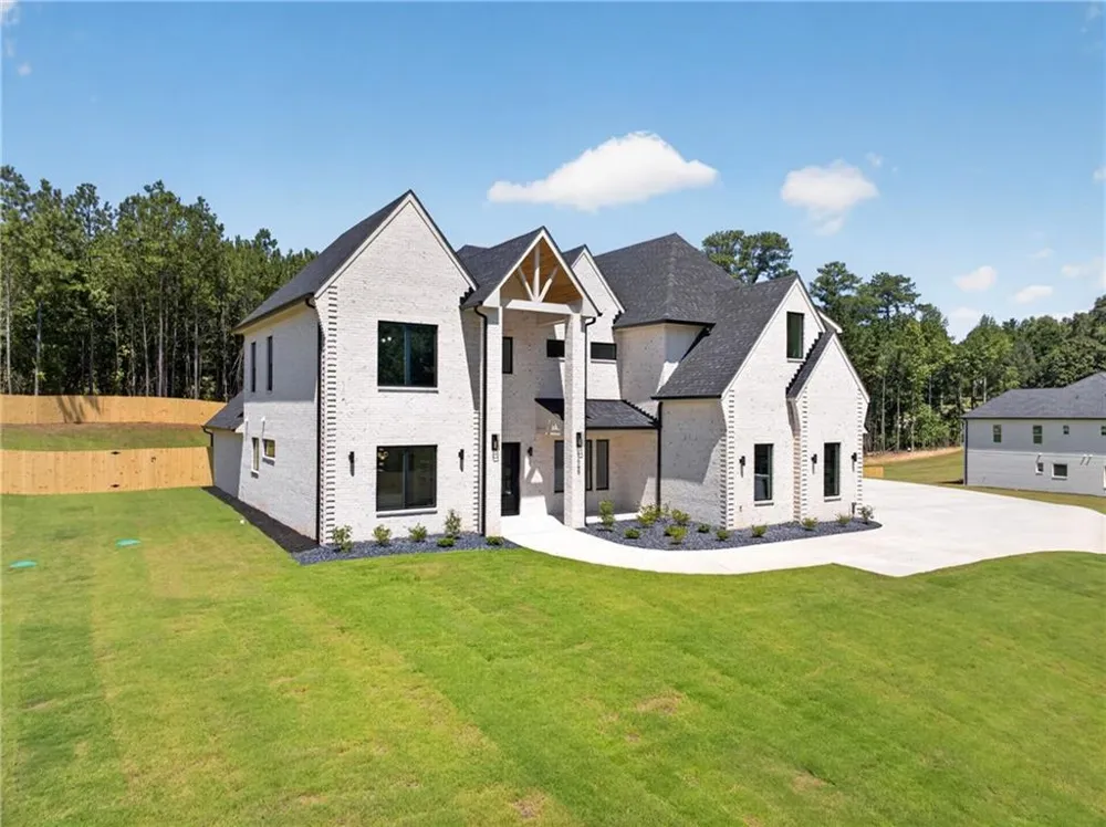 1659 Ewing Chapel Road Dacula, GA 30019