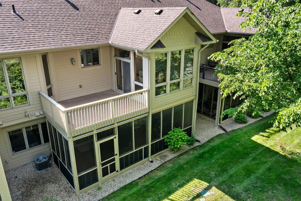 9363 Libby Lane Eden Prairie, MN 55347