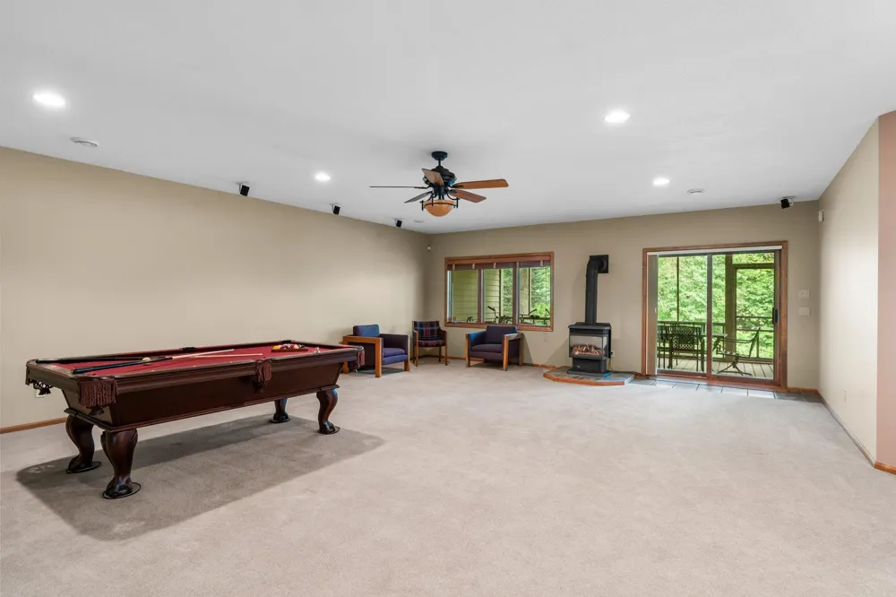 9363 Libby Lane Eden Prairie, MN 55347
