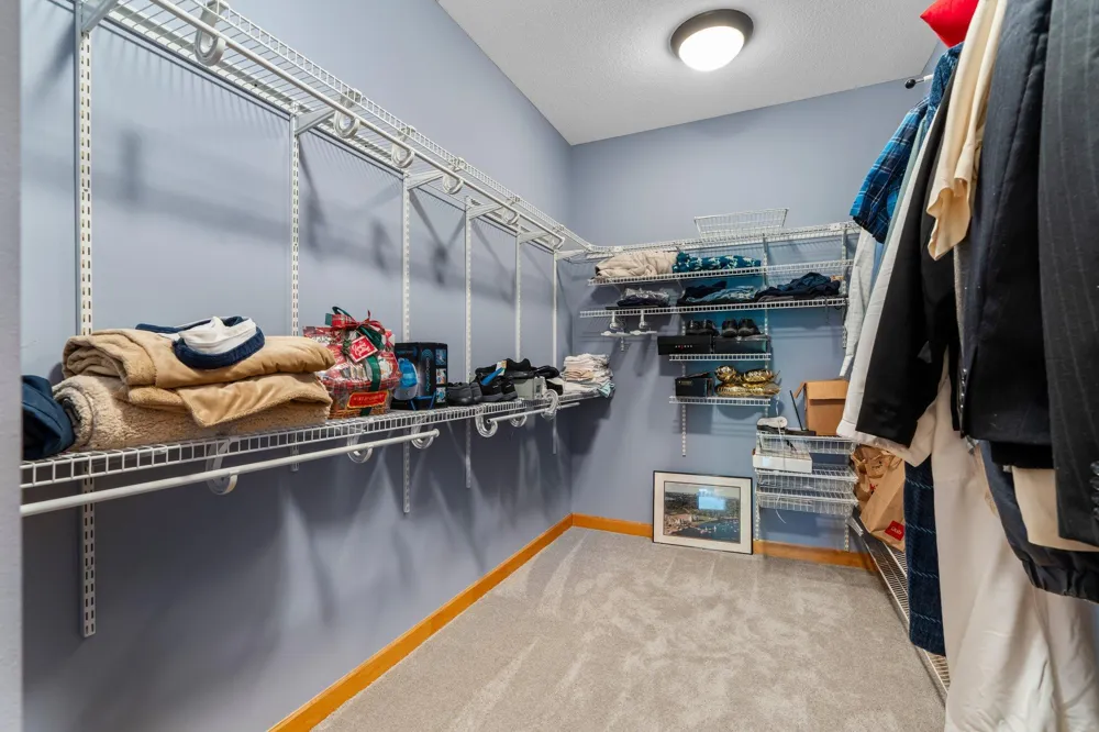 9363 Libby Lane Eden Prairie, MN 55347