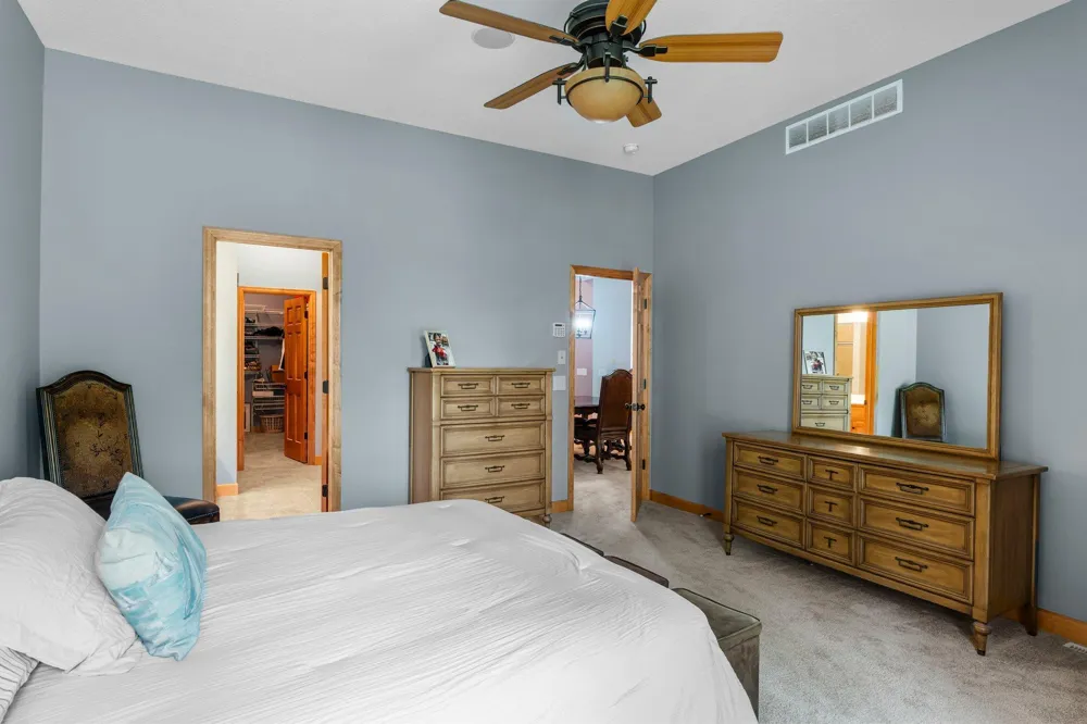 9363 Libby Lane Eden Prairie, MN 55347