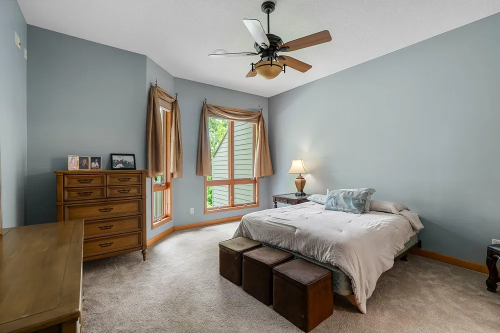 9363 Libby Lane Eden Prairie, MN 55347