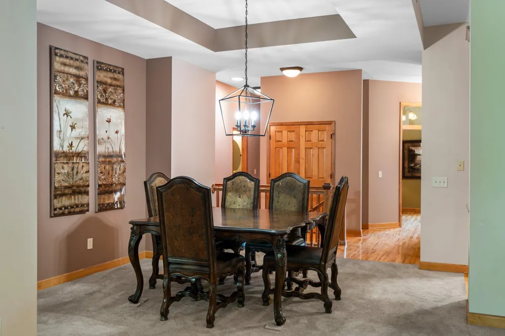 9363 Libby Lane Eden Prairie, MN 55347