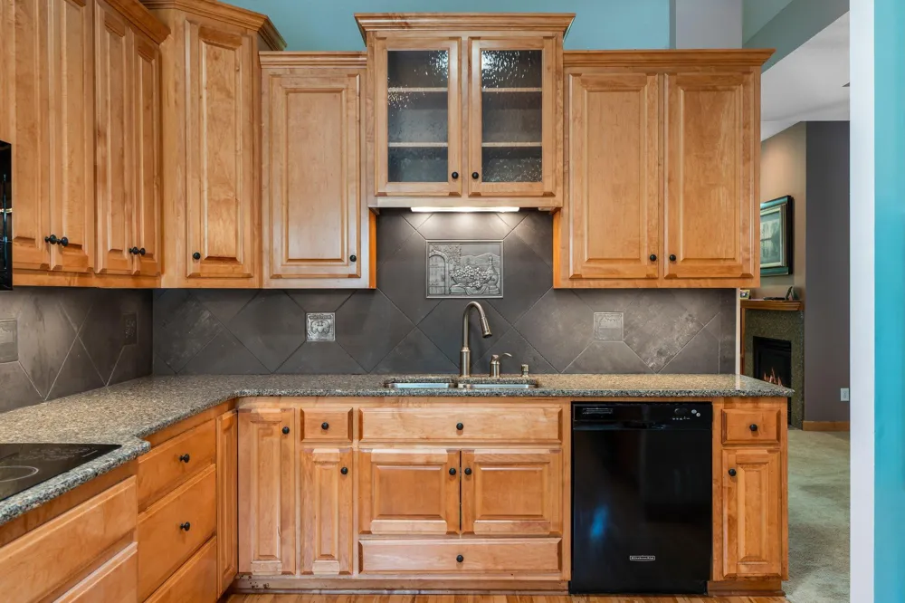 9363 Libby Lane Eden Prairie, MN 55347
