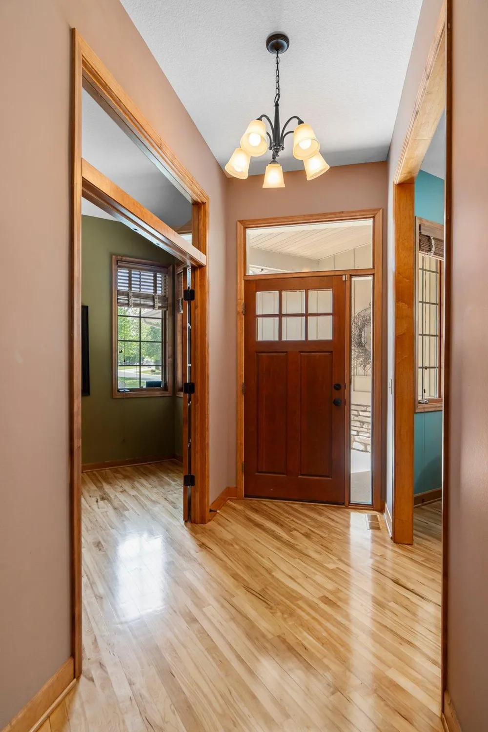 9363 Libby Lane Eden Prairie, MN 55347