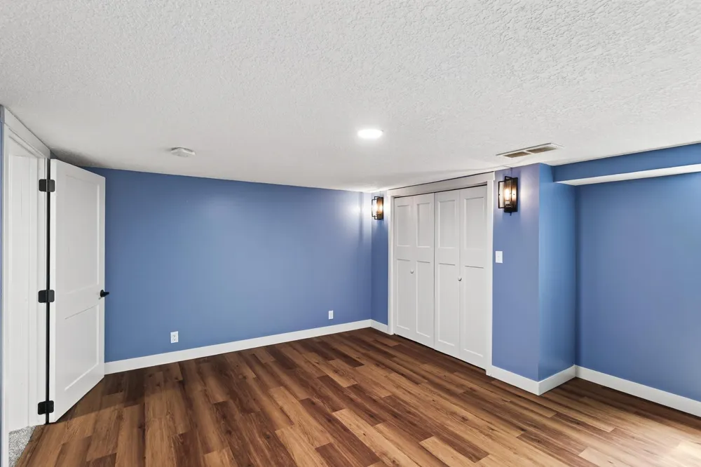 9516 10th Avenue S Bloomington, MN 55420
