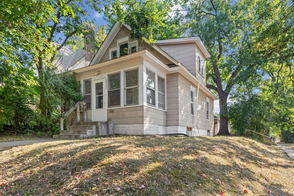 3400 Aldrich Avenue Minneapolis, MN 55412