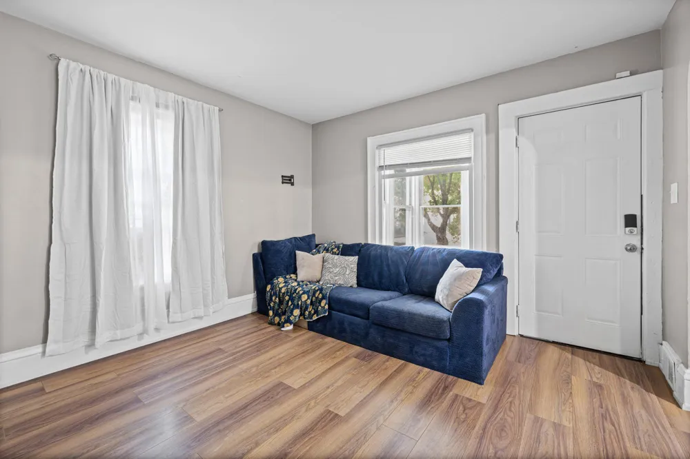 3400 Aldrich Avenue Minneapolis, MN 55412