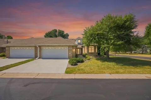 1264 Silverthorn Drive