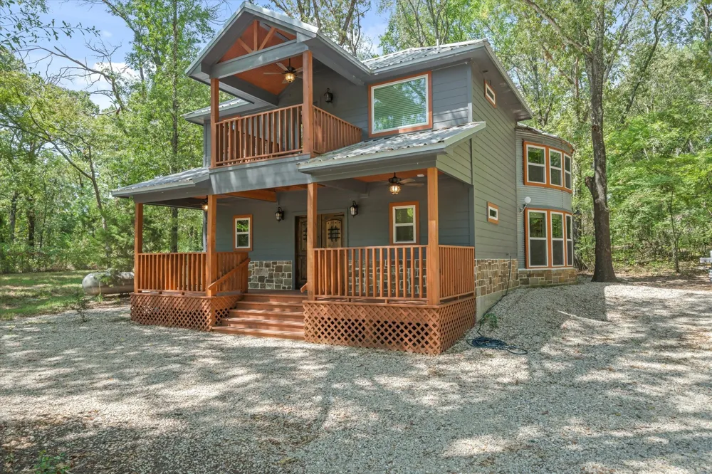 4315 VZ County Road 1117 Edgewood, TX 75117