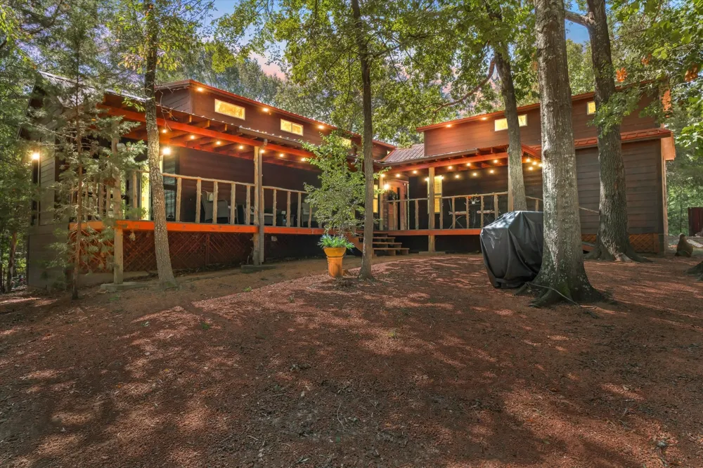 4315 VZ County Road 1117 Edgewood, TX 75117