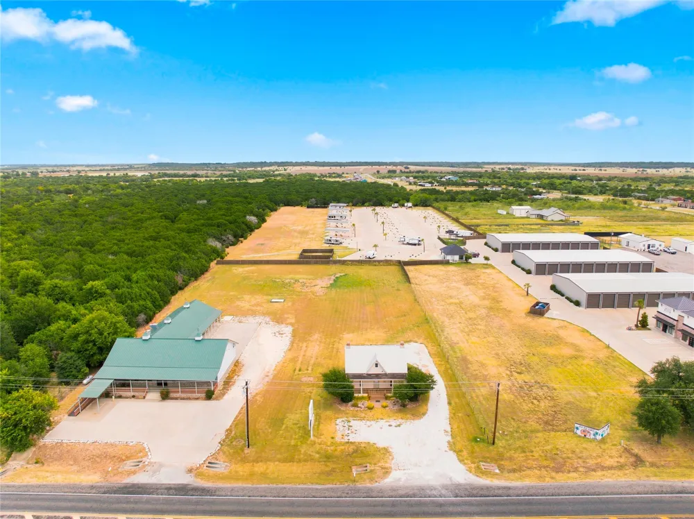 5542 FM 933 Whitney, TX 76692