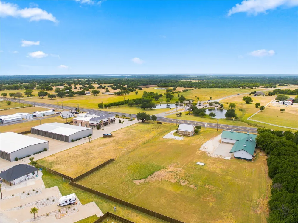 5542 FM 933 Whitney, TX 76692