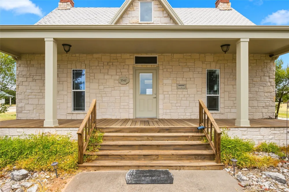 5542 FM 933 Whitney, TX 76692