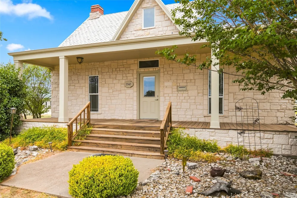 5542 FM 933 Whitney, TX 76692