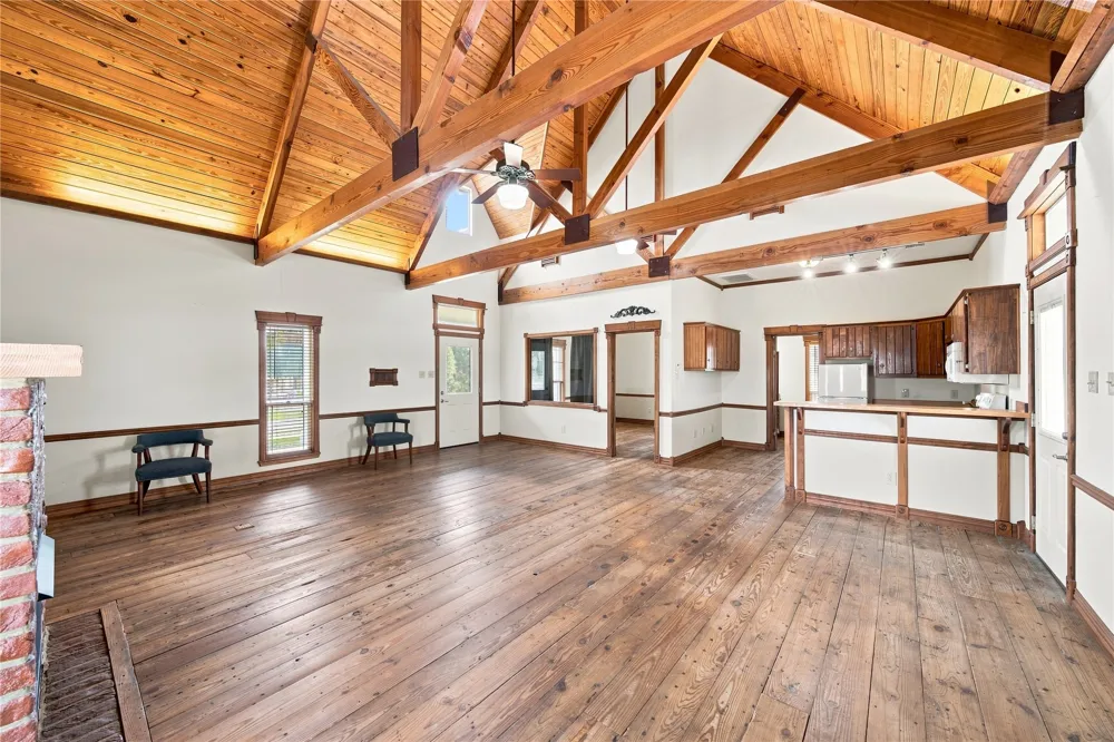 5542 FM 933 Whitney, TX 76692