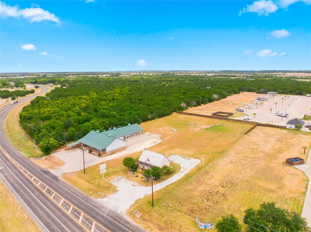 5542 FM 933 Whitney, TX 76692