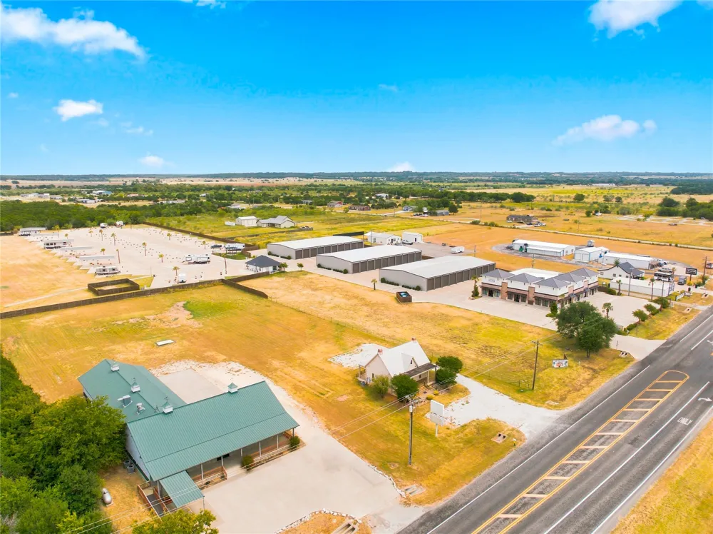5542 FM 933 Whitney, TX 76692
