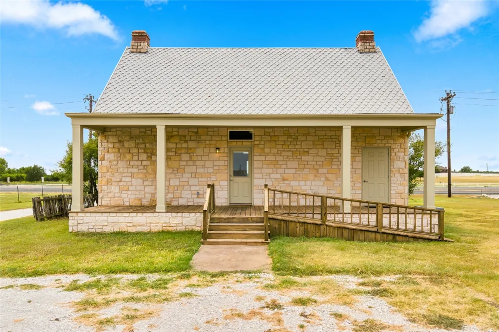 5542 FM 933 Whitney, TX 76692