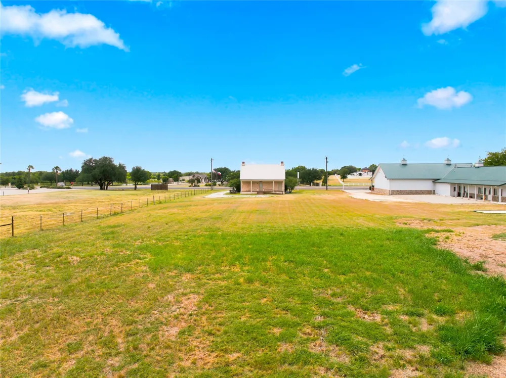 5542 FM 933 Whitney, TX 76692