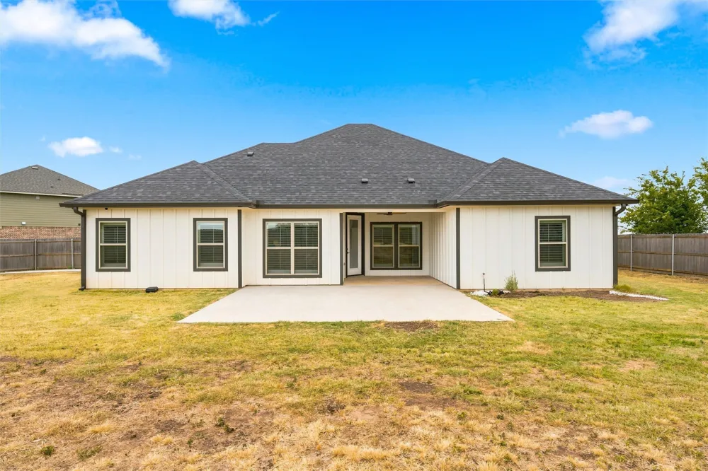 9800 Bridlewood Lane Waco, TX 76708