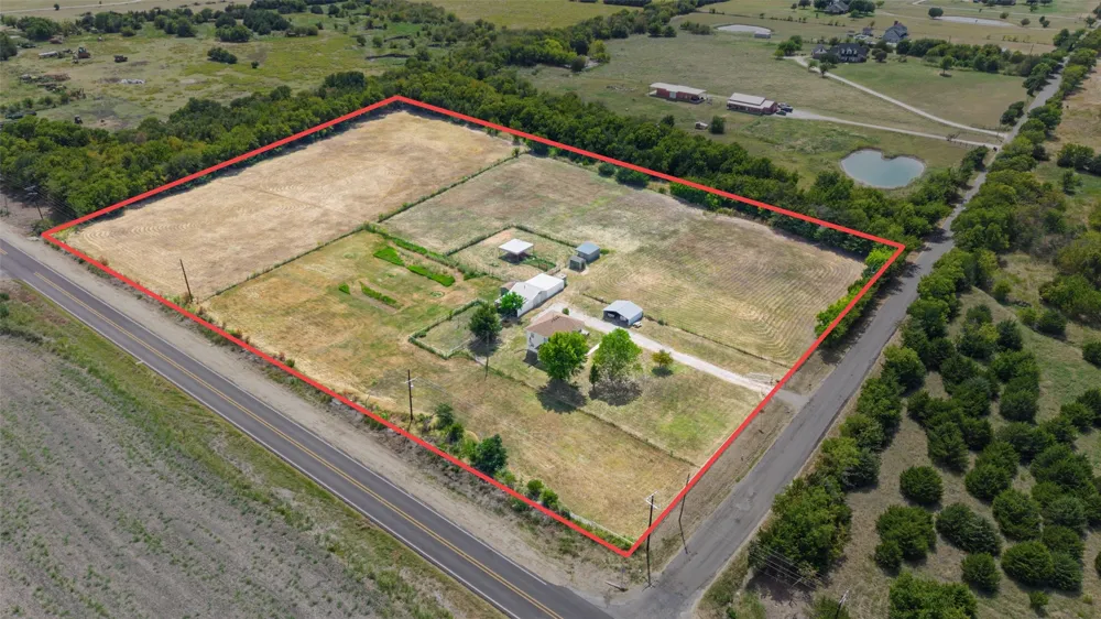4059 County Road 2727 Caddo Mills, TX 75135