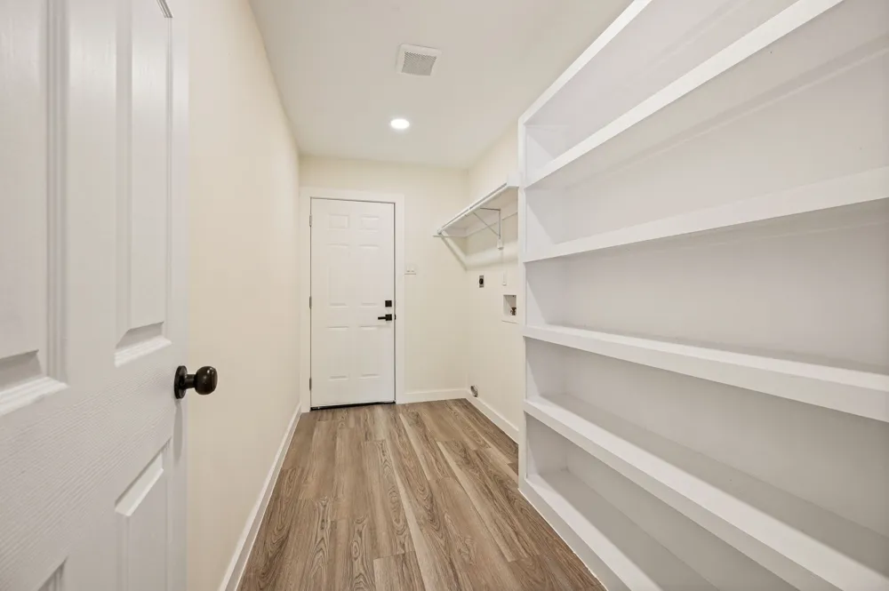 1003 Summit Circle Carrollton, TX 75006