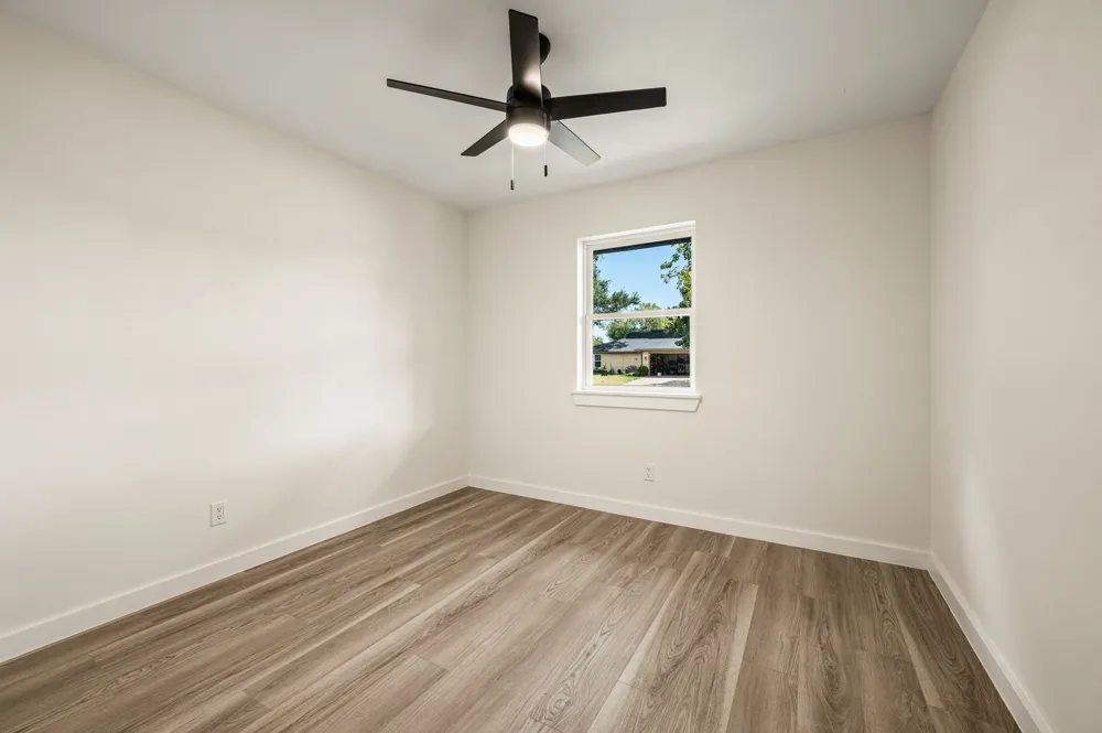 1003 Summit Circle Carrollton, TX 75006