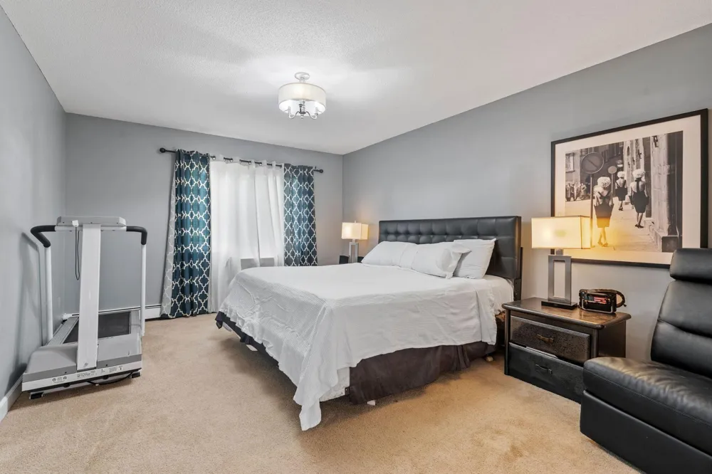 2009 E 122nd Street #C8 Burnsville, MN 55337