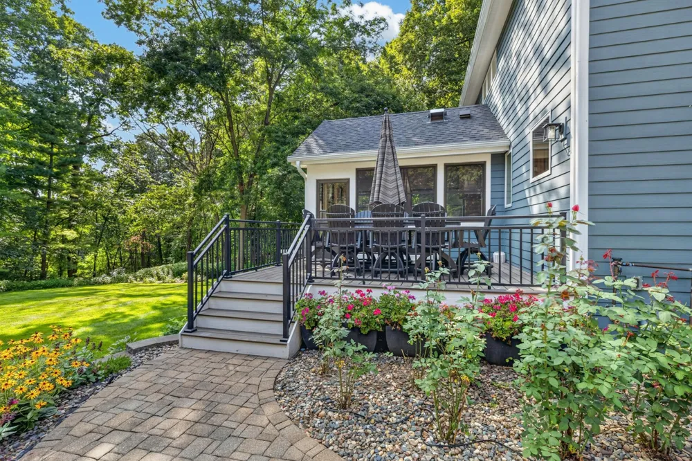 7381 165th Street E Prior Lake, MN 55372
