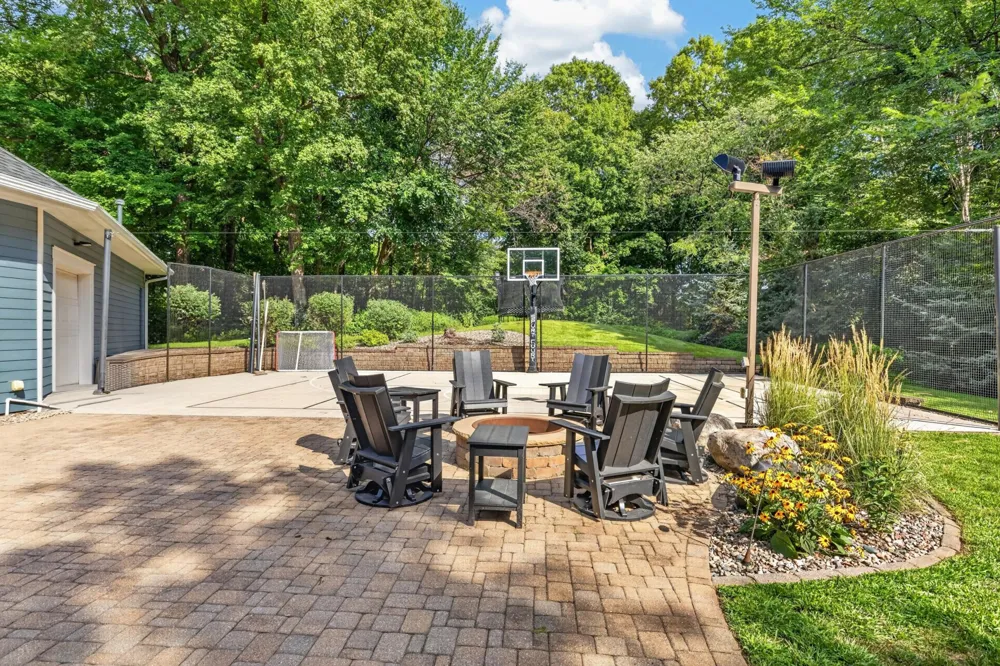 7381 165th Street E Prior Lake, MN 55372