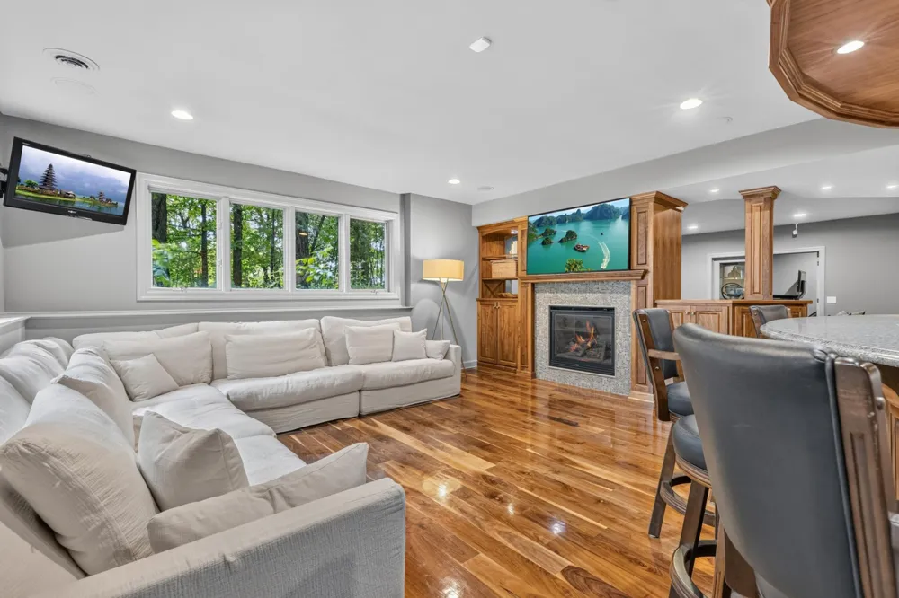 7381 165th Street E Prior Lake, MN 55372